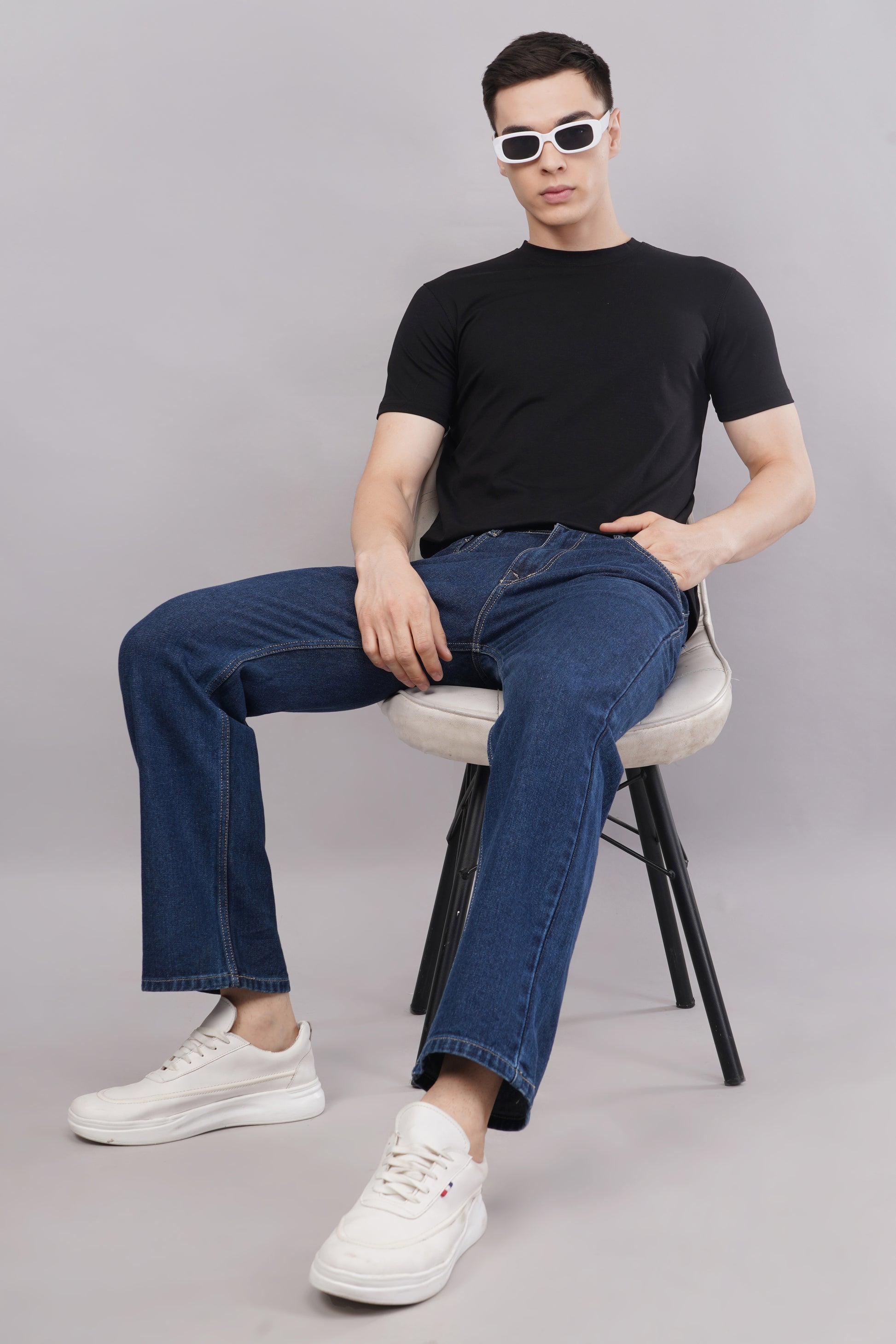Black Regular Fit T-Shirt full look - Corcotton India